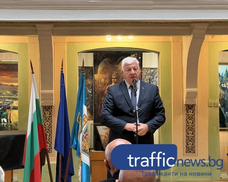 През сълзи кметът на Пловдив благодари на гражданите, помогнали в борбата с ковид пандемия