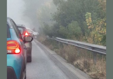 Пътен инцидент на Околовръстния път Пловдив затруднява движението ПТП е