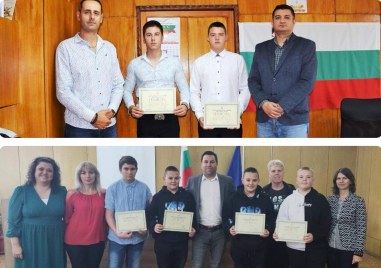 Седмина ученици от Пазарджик и Велинград бяха отличени за техни