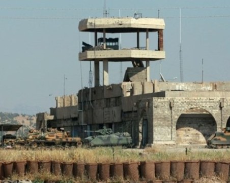 Атакуваха с дронове американски бази в Ирак