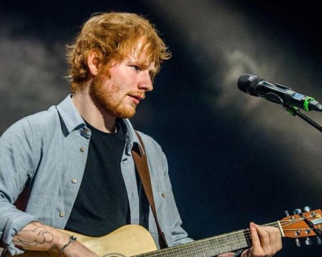 Ед Шийран идва в България