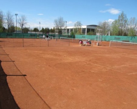 Търг за още едни кортове в Пловдив