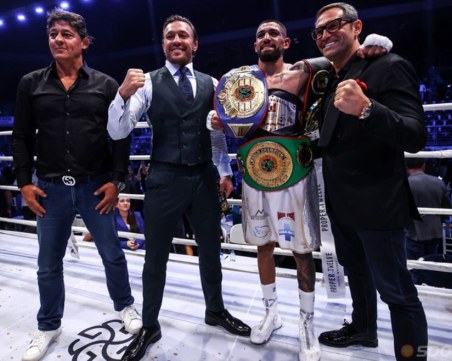 Йосиф Панов стана световен шампион пред погледа на Конър Макгрегър на Max Fight 56