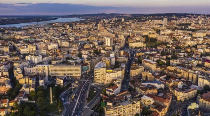 Как вървят цените на жилищата в съседните на България страни?