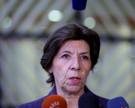 Франция: Настояваме за хуманитарен коридор за помощи в Газа