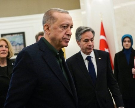 Ердоган обсъди помощта и прекратяването на огъня в Газа с лидера на 