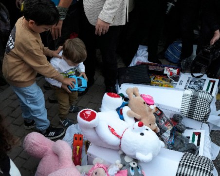 Турция изпраща медикаменти и лекари, които да помагат на населението на Газа