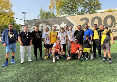 Футболен турнир с участието на осем отбора от район Западен