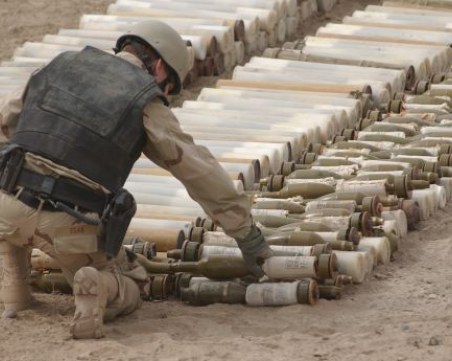 Бомби паднаха до три болници в Ивицата Газа