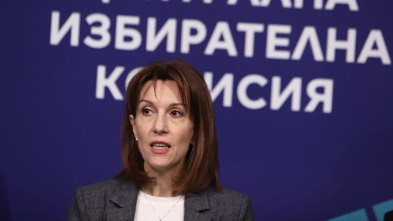 407 са подвижните секции засега, до петък машините ще са доставени по места
