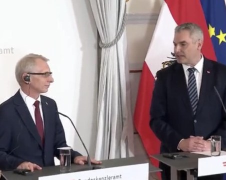 Австрийският канцлер: Немислимо е в момента да разширим Шенген, въпрос на сигурност е