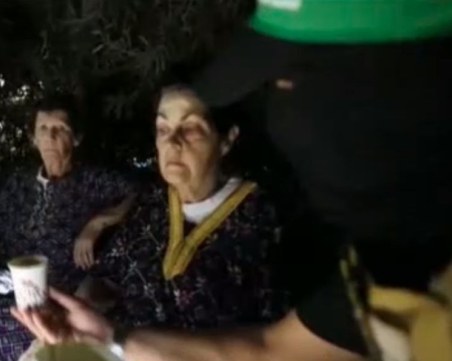 Хамас освободи още две възрасни жени, съпрузите им остават в плен