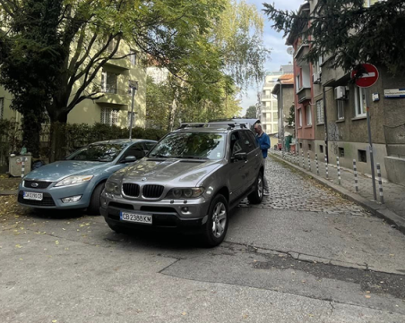 Жена твърди, че шофьор й налетял на бой след направена забележка