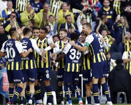 Лудогорец играе утре срещу най-добрия отбор в Европа - 17 победи от 17 мача