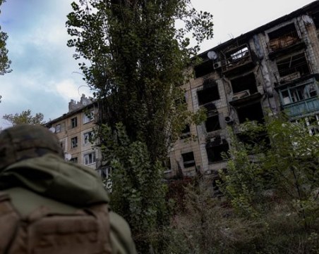 Oтломки от руски дрон са повредили критичната инфраструктура в западната част на Украйна