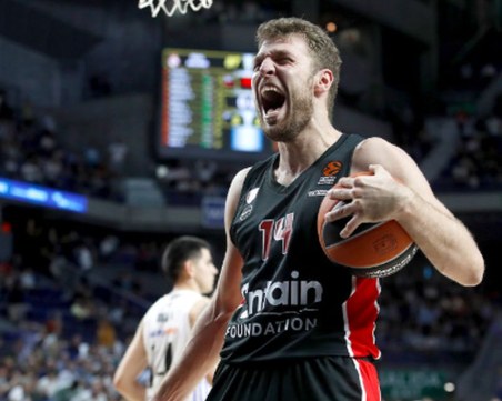 Историческо! Везенков със силен дебют в НБА
