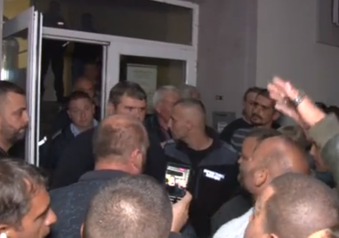 Нова Загора се вдига на протест след убийството на 52 годишен
