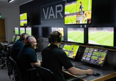 ВАР протоколът на УЕФА може да бъде променен за следващия сезон