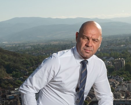 Костадин Димитров: Благодаря за стиснатата ръка и за добрите идеи!