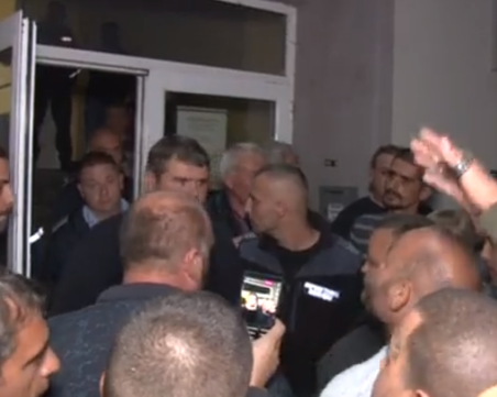 Нова Загора се вдигна на протест, след убийството на 52-годишен мъж