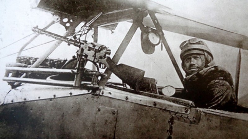 На този ден: Първият боен полет е извършен от българи