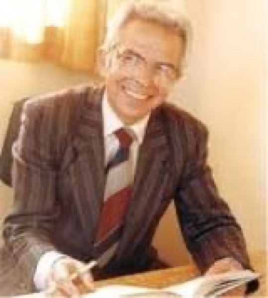 Почина професор Асен Карталов, дългогодишен преподавател в Пловдивския университет