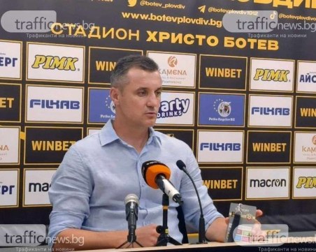 Интересно! Бившият треньор на Ботев Станислав Генчев пое Крумовград