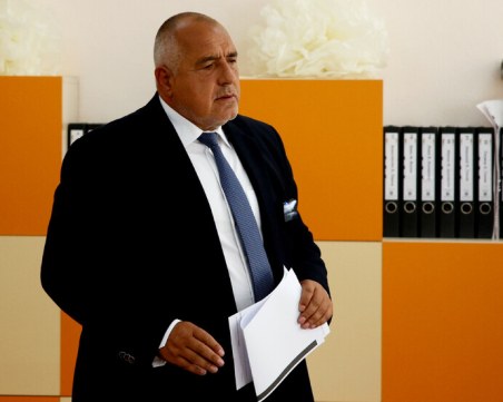 Борисов: На нас ни беше най-приятно да гласуваме с машини