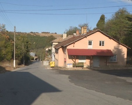 Схема с изборите в с. Помен: Гласуваш, отиваш да напазаруваш и получаваш ресто 50 лв.