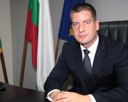 Живко Тодоров печели изборите в Стара Загора, Търново решава на балотаж