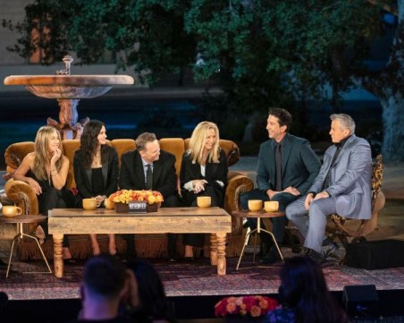 Актьорите от „Приятели” за Матю Пери: Бяхме повече от колеги, ние сме семейство