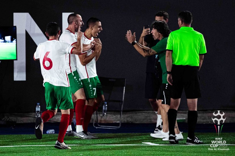 Националите по мини футбол разгромиха с 9:0 Оман на Световното