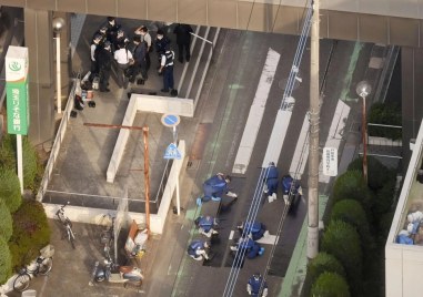 Японската полиция задържа въоръжен мъж нахлул в пощенски клон и