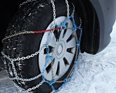 Задължителна ли е употребата на зимни гуми в България?