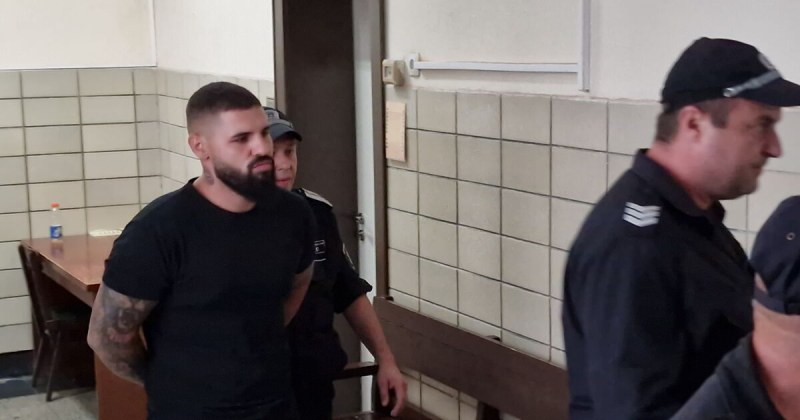 Отложиха делото за промяна на мярката на Георги, нарязал Дебора Михайлова