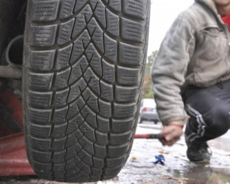 АПИ към шофьорите: Започнете подготовка за зимата