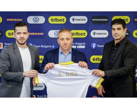 Илиан Илиев повика двама от Локо в националния отбор