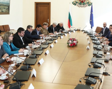 Николай Денков: При устойчив бюджет ръст на доходите е възможен всяка година