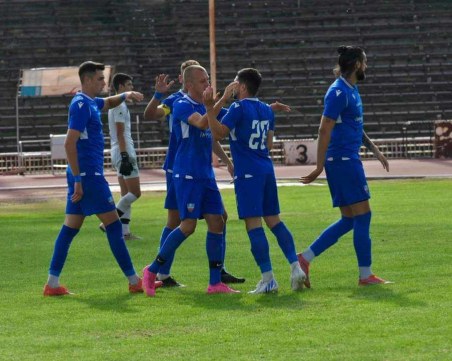 Спартак (Пловдив) разби Атлетик (Куклен)