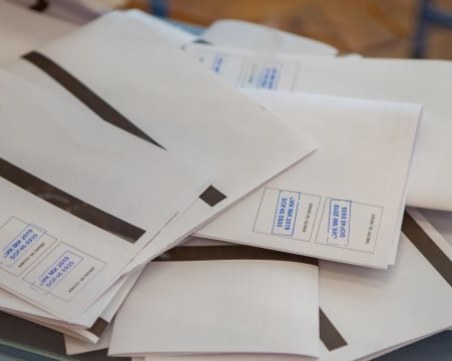 За балотажите в неделя в избирателните списъци са 6 038 052 избиратели