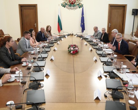 До края на годината: Ще се работи по получаването на 700 млн. лева за фермерите у нас