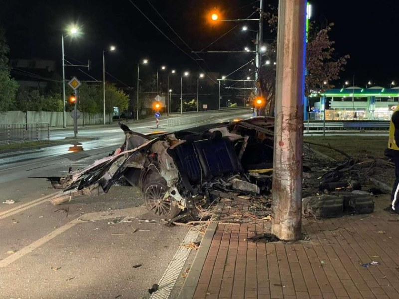Шофьорът на размазалия се мерцедес в Пловдив - 20-годишен с 1,8 промила алкохол