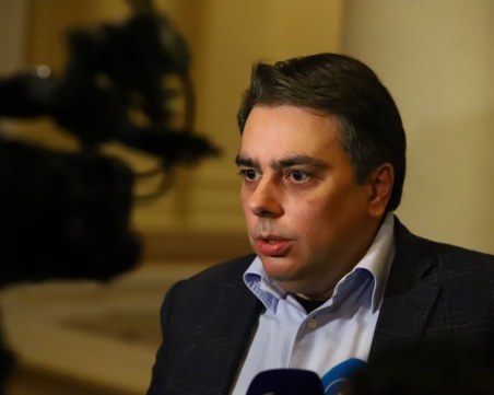 Асен Василев: Взехме външен дълг малко над 2 млрд. евро