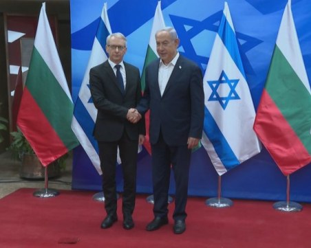 Денков: Заложниците на „Хамас” са с български произход