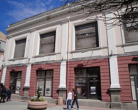 Истории за силата на хора в изложба за войната Украйна в Градската художествена галерия