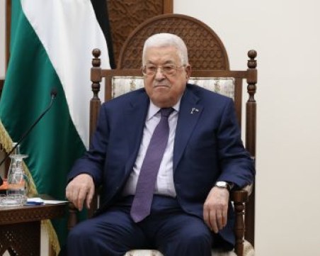 Покушение срещу палестинския президент Махмуд Абас, убиха негов охранител
