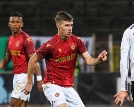 Ботев може да върне Станислав Шопов под наем