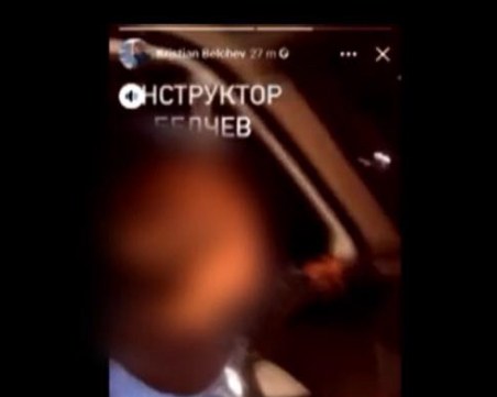 Диджеят на певеца Криско поощрява малко дете да шофира