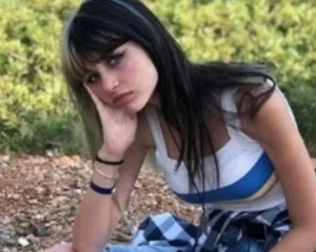 Жертва ли е Ивет Стайкова, убила баба си в дома ѝ в София?