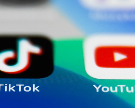 ЕС започва проверка на TikTok и YouTube, свързана със защитата на децата